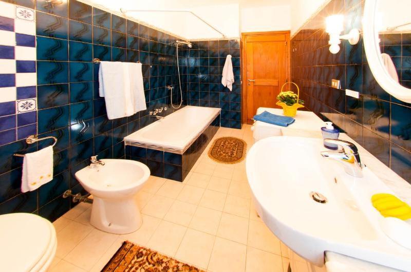 Via Genova Apartment Olbia Ngoại thất bức ảnh